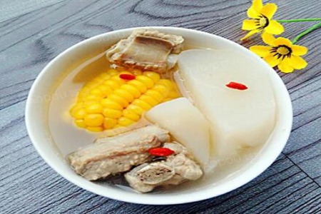 排骨汤怎么炖最好喝？排骨汤的做法大全清炖