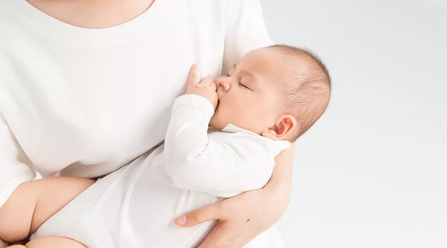 不要用＂母乳偏方＂害孩子,宝妈们好好＂喂＂,发挥真正价值！