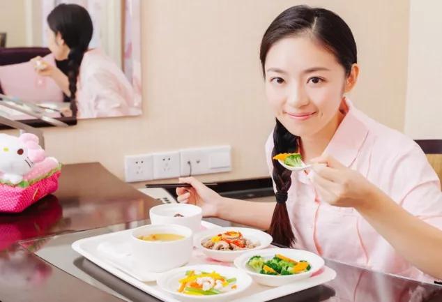 坐月子实用好物盘点,每样都能用到不累赘,孕妈们建议收藏对照