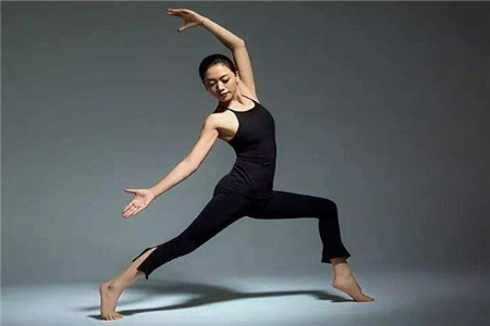 女人练习瑜伽的四大好处
