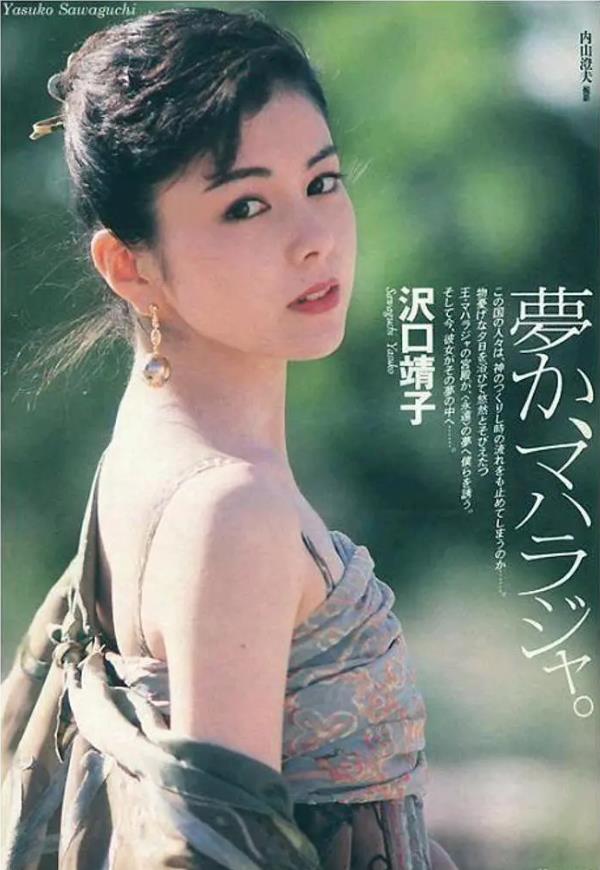 泽口靖子的眼睛很独特,其眼神也在随时间而变,但不变的是从眼神里传递出来的温柔。代表作《科搜研之女》一直在维持着她的人气。