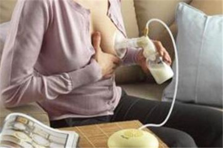 产后母乳喂养注意做好四件事