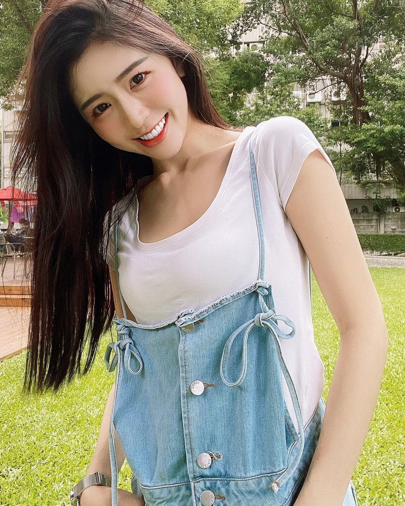 满分的天使笑容,国民女友「Angela张安琪」无可挑惕的完美,绝世美颜一笑倾城