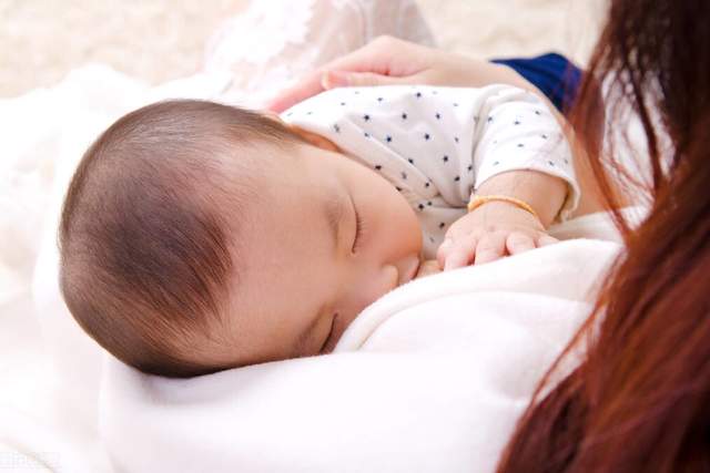当母乳喂养遭遇堵奶,宝妈们不可持续犯错,＂三部曲＂缓解疏通