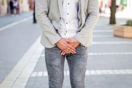 尿分叉是怎么回事？这五个造成男人尿分叉的主要原因