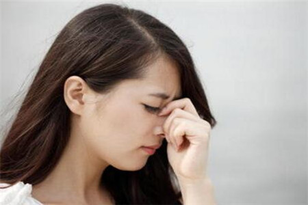 女人贫血的症状以及原因