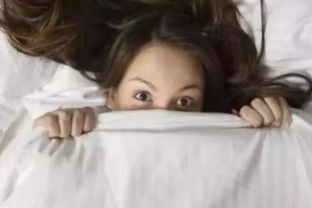 女大学生预防艾滋病的三个方法