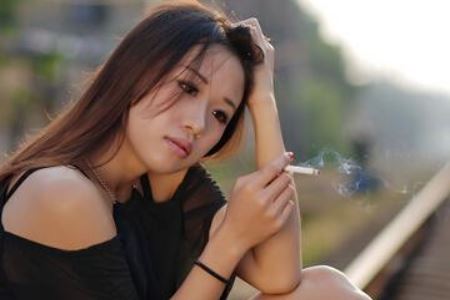 两个坏习惯容易导致子宫受伤的原因