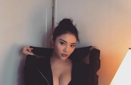 柳岩胸围多大 盘点娱乐圈爆乳女星有哪些 柳岩胸围多大 盘点娱乐圈爆乳女星有哪些