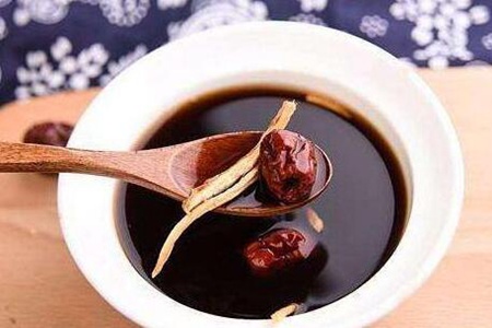 经期喝红糖水好吗？哪些人经期不能喝红糖水