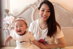 同样超50岁,为啥伊能静能生二胎,钟丽缇却不行?和丈夫无关