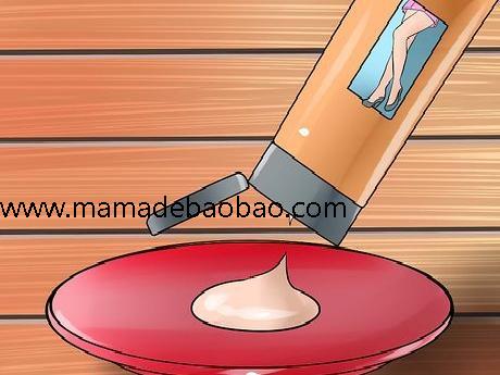 3种方法来遮住腿上的妊娠纹（使妊娠纹变浅）