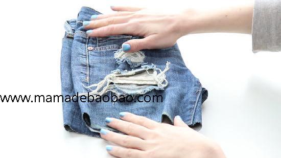 妈妈的朋友用4种方法来将牛仔裤变成牛仔短裤（牛仔裤变成时尚物件）