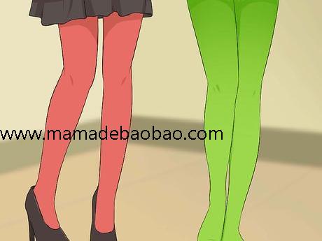 3种方法来选择彩色长筒袜或连裤袜（选择并穿着中性色）