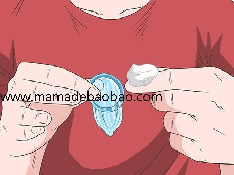 4种方法来使用凡士林（美容产品）