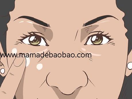 4种方法来使用凡士林（美容产品）